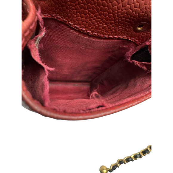 Authentic CHANEL Cigarette Case CC Amber Caviar Skin Leather Chained Hanging Bag - Picture 6 of 13